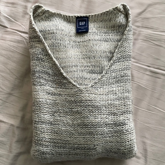 Gap Cotton/Wool Blend V Neck Sweater, Size L - Picture 14 of 14